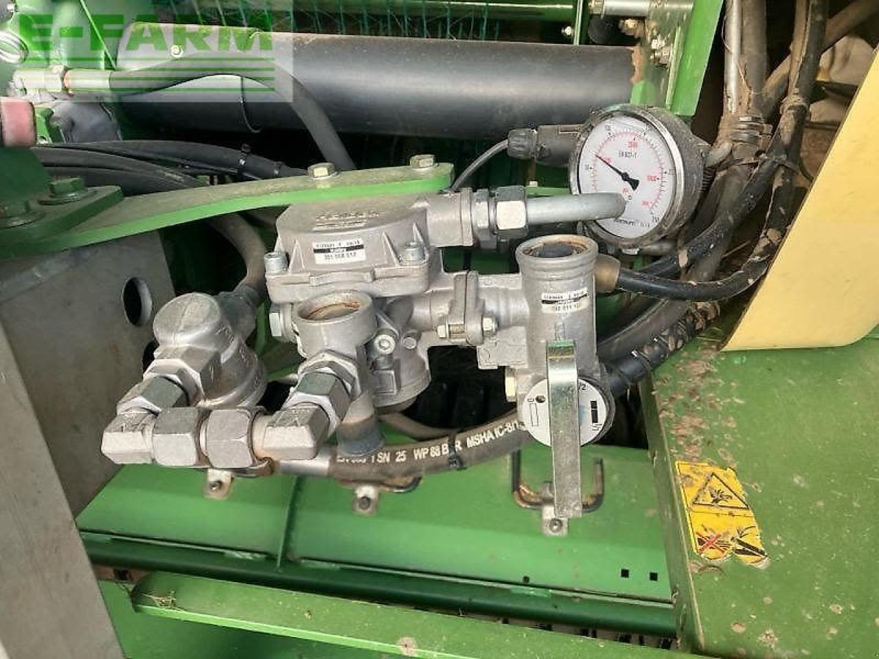 Krone gebr. comprima cv150xc presse - Heinapress, kandiline: pilt 5 Krone gebr. comprima cv150xc presse - Heinapress, kandiline: pilt 5