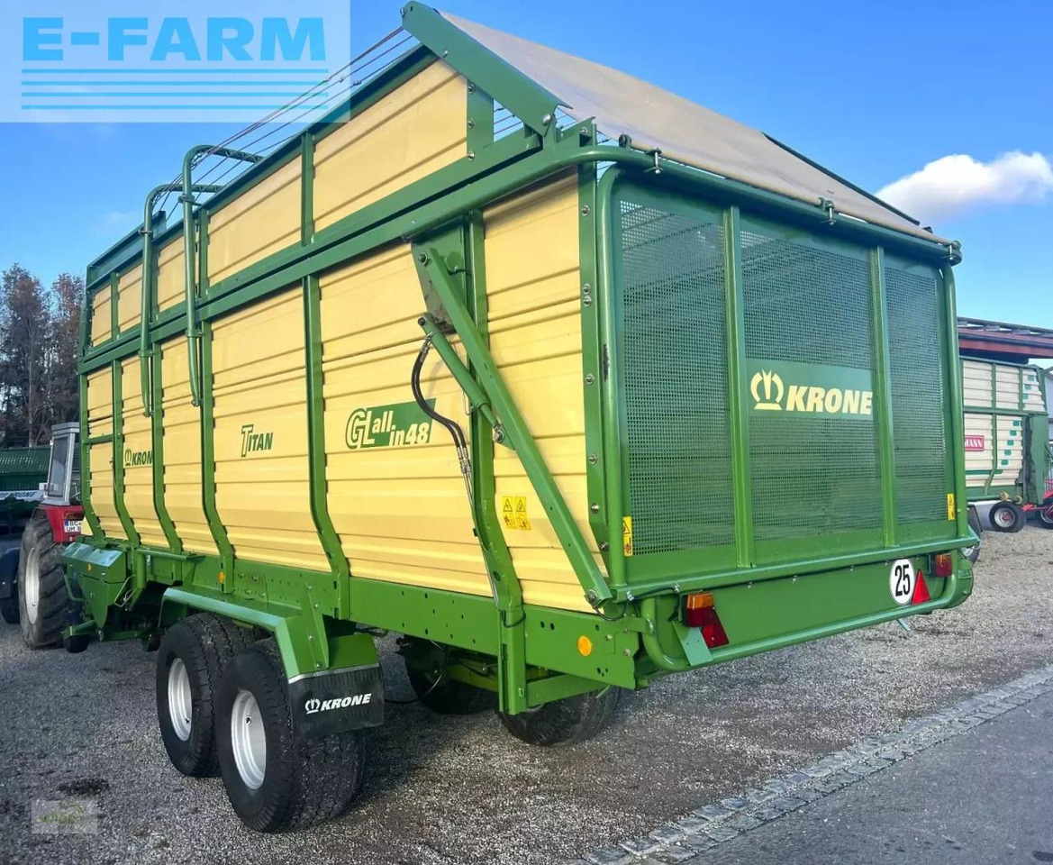 Krone titan 6/48 gl all in im guten zustand - mit zusätzlichen tasträdern hinter der pick-up - Iselaadiv vanker: pilt 4 Krone titan 6/48 gl all in im guten zustand - mit zusätzlichen tasträdern hinter der pick-up - Iselaadiv vanker: pilt 4