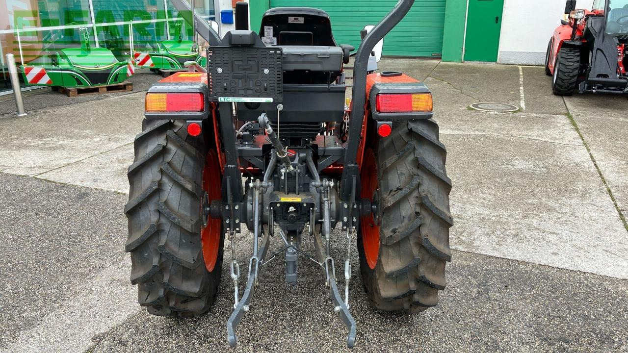 Kubota L1-382 - Traktor: pilt 5 Kubota L1-382 - Traktor: pilt 5