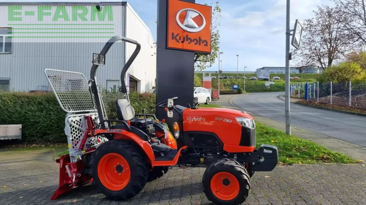 Kubota b2261 hydrostat - Traktor: pilt 4 Kubota b2261 hydrostat - Traktor: pilt 4