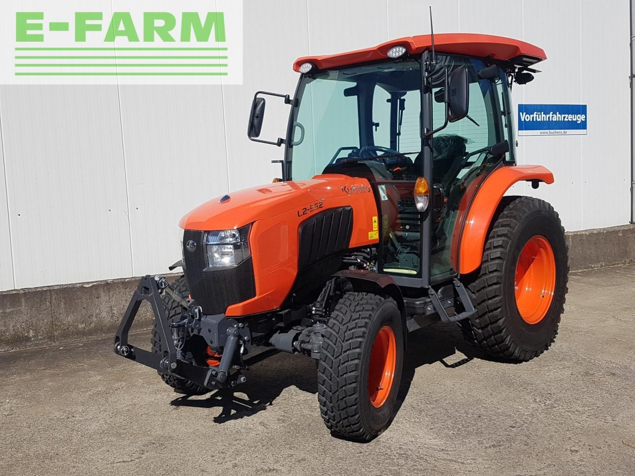 Kubota l2-552 - Traktor: pilt 3 Kubota l2-552 - Traktor: pilt 3