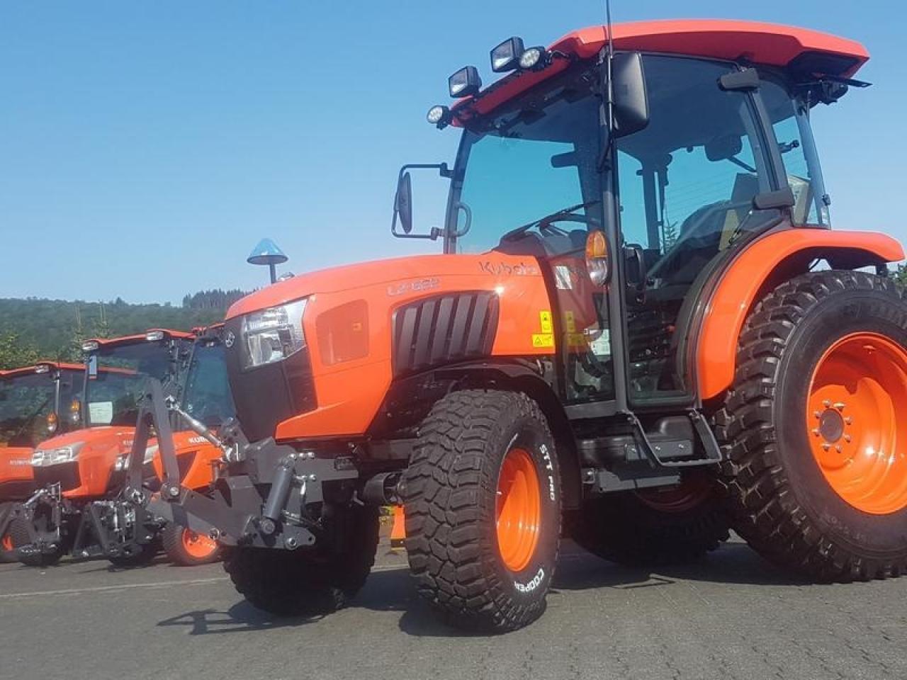 Kubota l2-622 - Traktor: pilt 1 Kubota l2-622 - Traktor: pilt 1