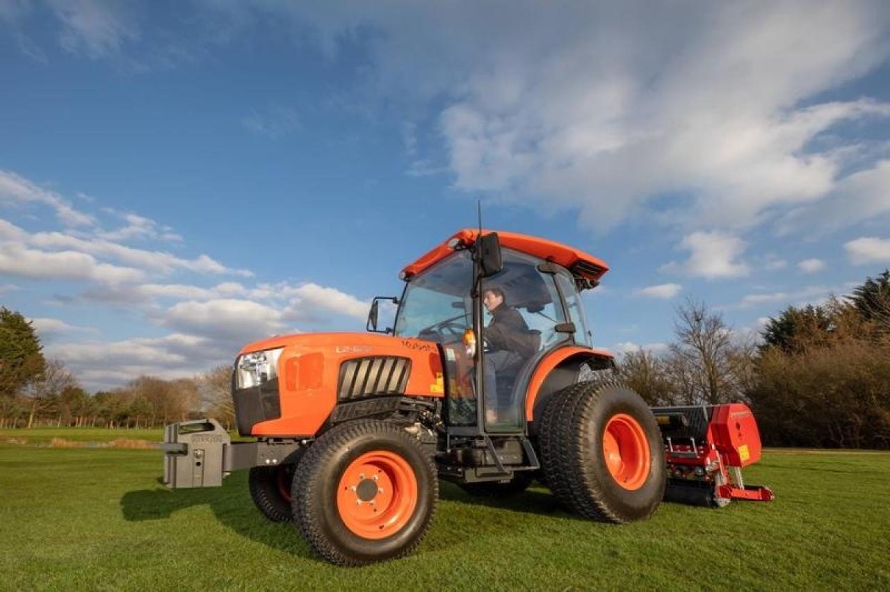 Traktor Kubota l2-622: pilt 6
