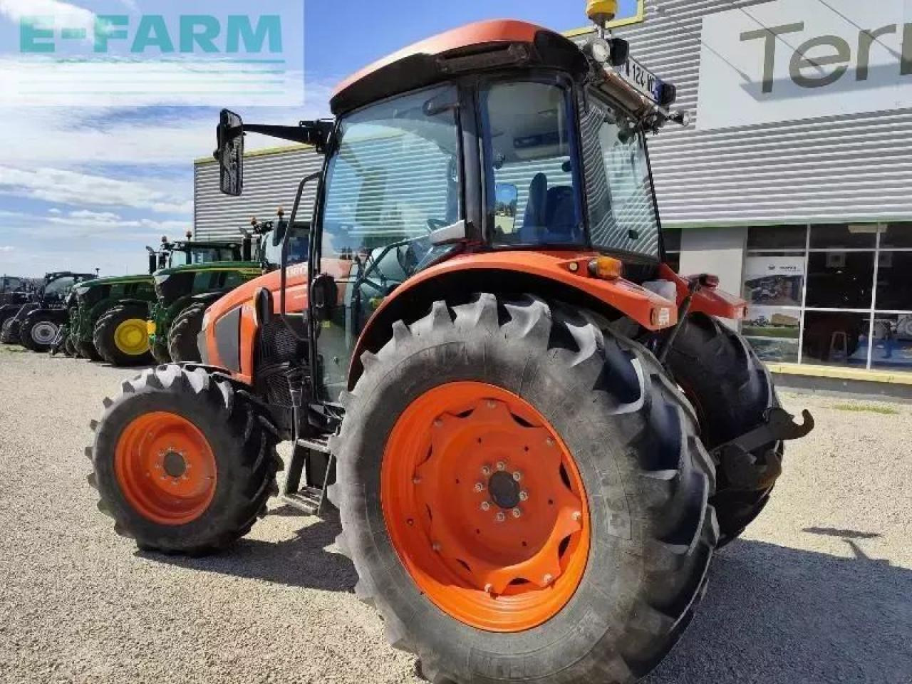 Kubota m 5111 - Traktor: pilt 3 Kubota m 5111 - Traktor: pilt 3