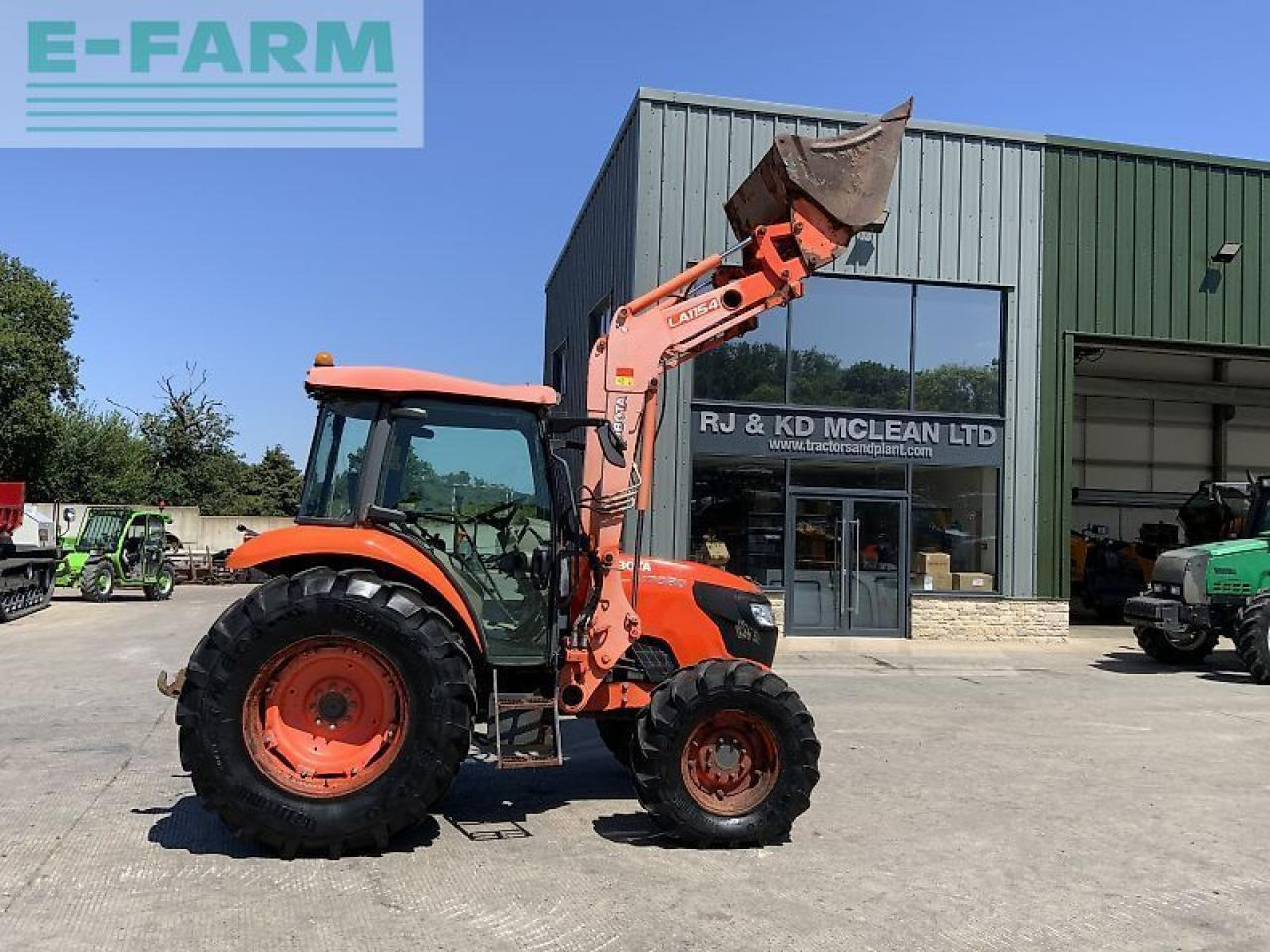 Kubota m7060 tractor (st23817) - Traktor: pilt 1 Kubota m7060 tractor (st23817) - Traktor: pilt 1