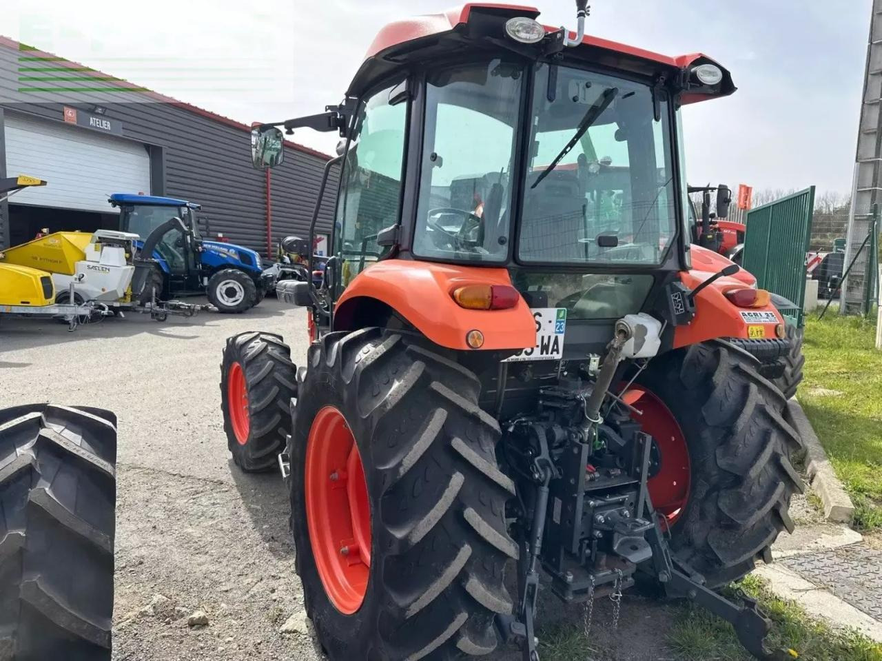 Kubota tracteur agricole m6060dthq kubota - Traktor: pilt 3 Kubota tracteur agricole m6060dthq kubota - Traktor: pilt 3