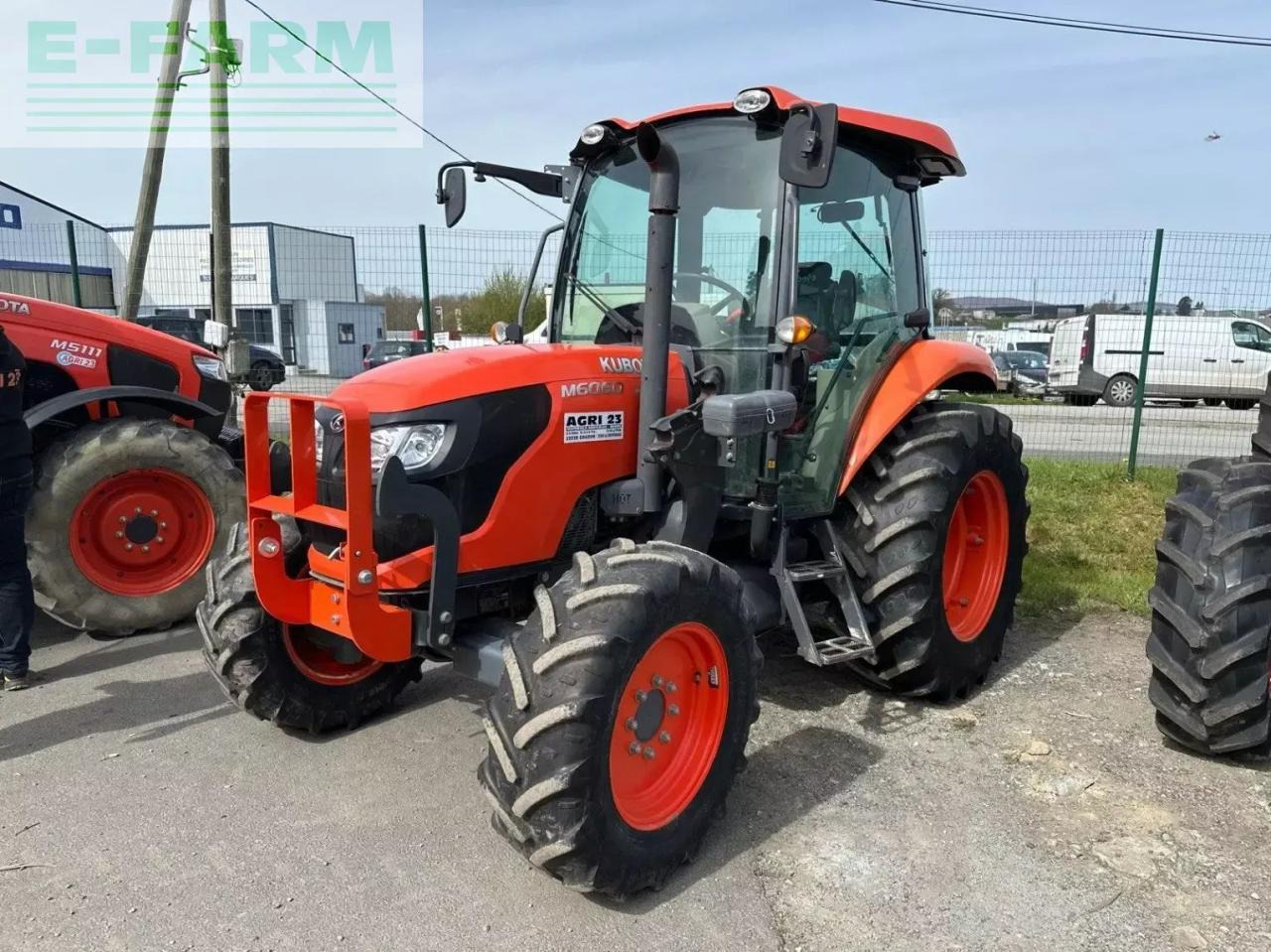 Kubota tracteur agricole m6060dthq kubota - Traktor: pilt 1 Kubota tracteur agricole m6060dthq kubota - Traktor: pilt 1