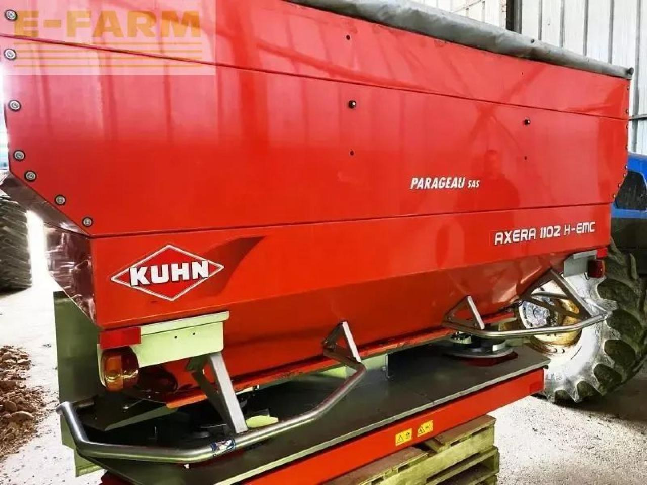 Kuhn axera 1102 h-emc - Väetiselaoturid: pilt 2 Kuhn axera 1102 h-emc - Väetiselaoturid: pilt 2