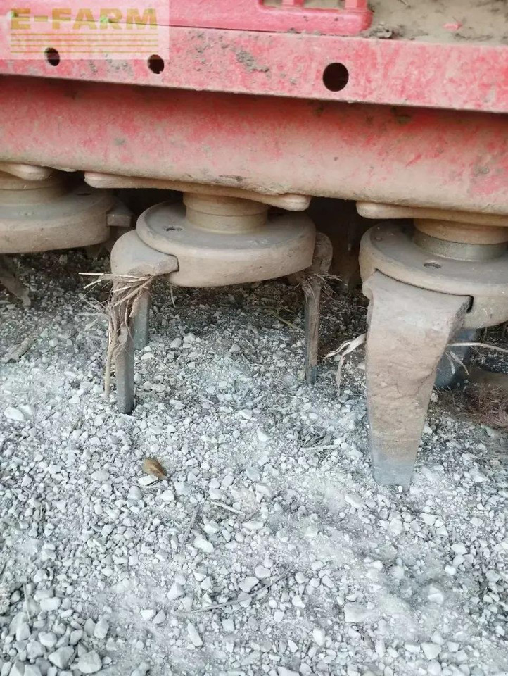 Kuhn disques - Kombain-külvimasin: pilt 3 Kuhn disques - Kombain-külvimasin: pilt 3