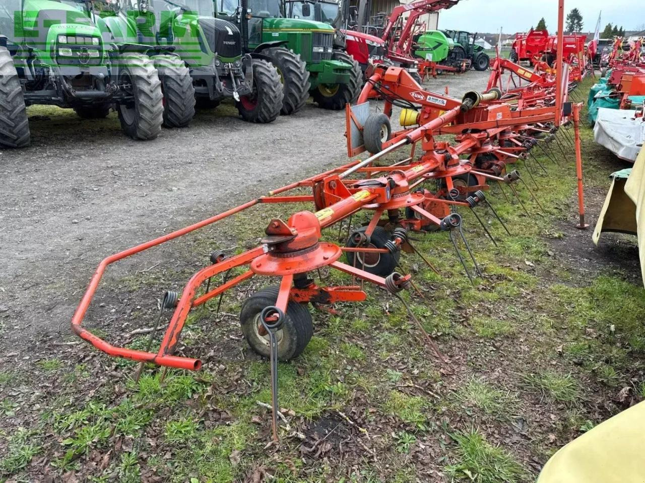 Kuhn faneuse gf8501mh kuhn - Kaarutaja/ Reha: pilt 1 Kuhn faneuse gf8501mh kuhn - Kaarutaja/ Reha: pilt 1