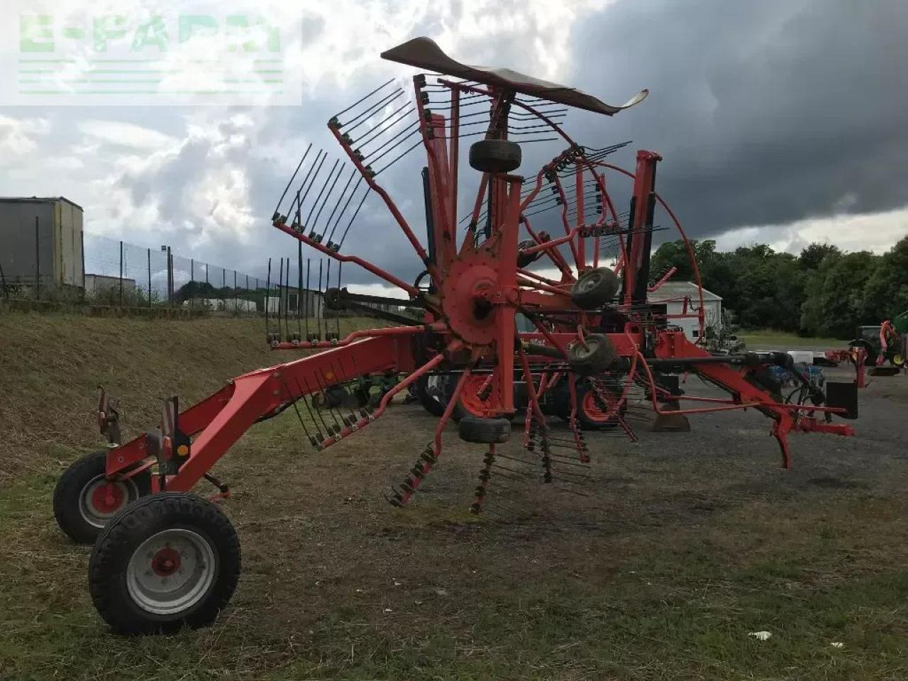 Kuhn ga 8830 - Kaarutaja/ Reha: pilt 3 Kuhn ga 8830 - Kaarutaja/ Reha: pilt 3