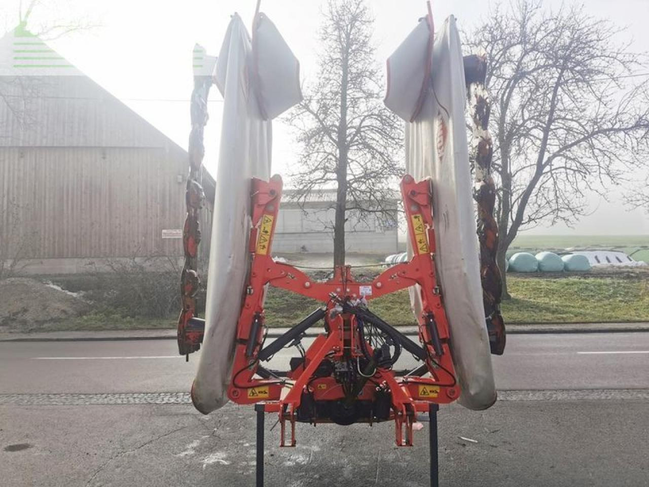 Kuhn gmd 8730-ff mähkombination - Niiduk: pilt 1 Kuhn gmd 8730-ff mähkombination - Niiduk: pilt 1
