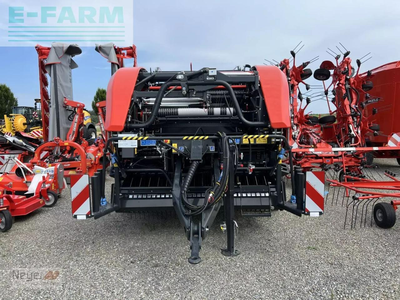 Kuhn i-bio+ intelliwrap press-wickel-kombi - Heinapress, kandiline: pilt 3 Kuhn i-bio+ intelliwrap press-wickel-kombi - Heinapress, kandiline: pilt 3