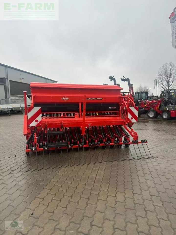 Kuhn integra 3003 24sd + hrb303d - Külvimasin: pilt 5 Kuhn integra 3003 24sd + hrb303d - Külvimasin: pilt 5