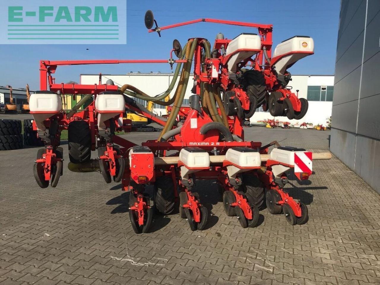 Kuhn maxima 2 - Täppiskülvimasin: pilt 4 Kuhn maxima 2 - Täppiskülvimasin: pilt 4