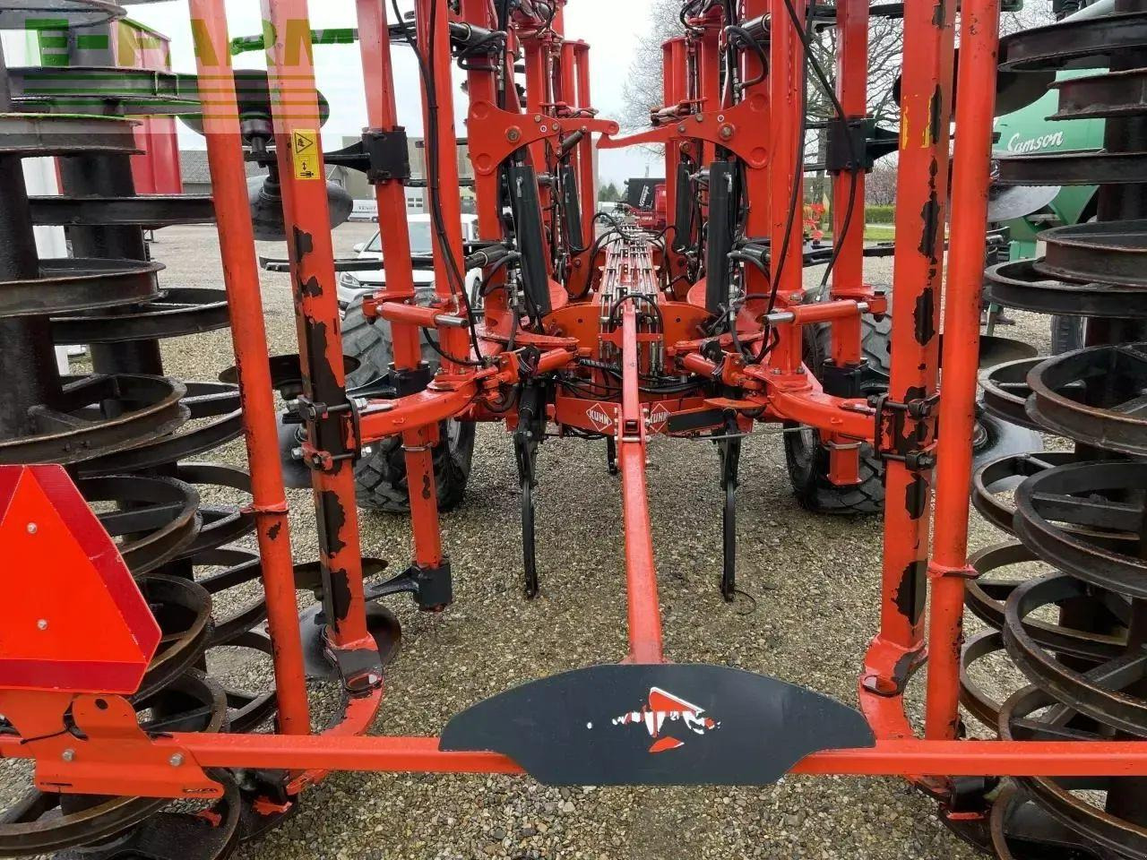 Kuhn performer 6000 - Kombain-külvimasin: pilt 5 Kuhn performer 6000 - Kombain-külvimasin: pilt 5