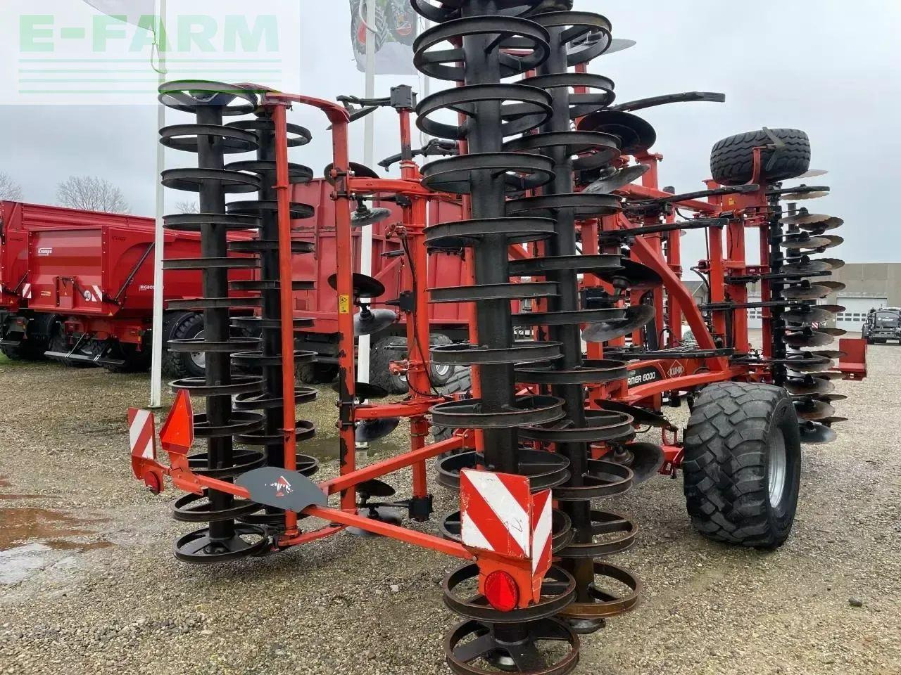 Kuhn performer 6000 - Kombain-külvimasin: pilt 2 Kuhn performer 6000 - Kombain-külvimasin: pilt 2