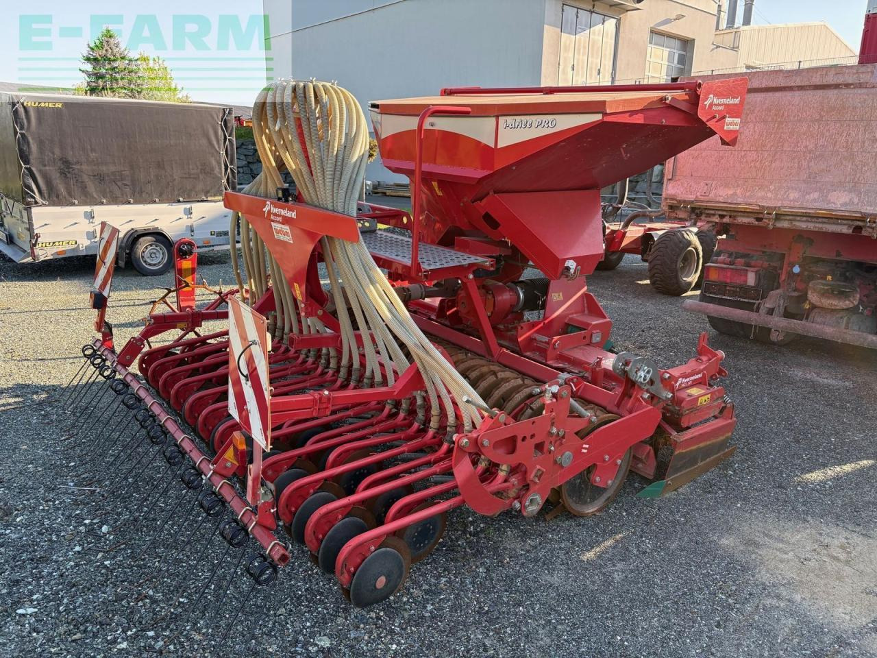 Kverneland i-drill pro - säkombination - Kombain-külvimasin: pilt 1 Kverneland i-drill pro - säkombination - Kombain-külvimasin: pilt 1