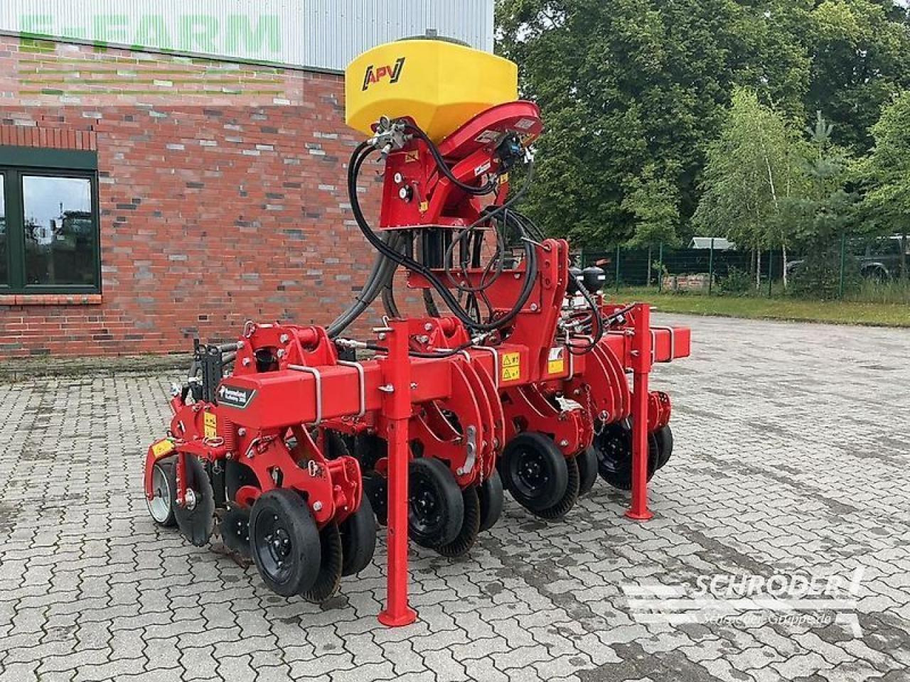 Kverneland kultistrip + apv ps200 m1d | strip till - Kombain-külvimasin: pilt 1 Kverneland kultistrip + apv ps200 m1d | strip till - Kombain-külvimasin: pilt 1