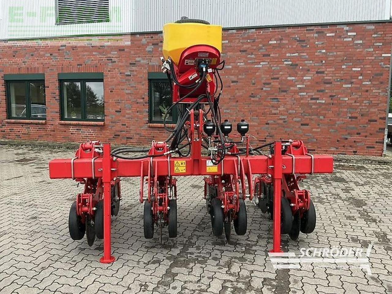 Kverneland kultistrip + apv ps200 m1d | strip till - Kombain-külvimasin: pilt 2 Kverneland kultistrip + apv ps200 m1d | strip till - Kombain-külvimasin: pilt 2