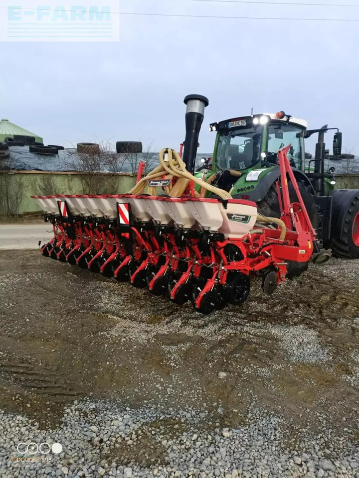 Kverneland optima f - Täppiskülvimasin: pilt 1 Kverneland optima f - Täppiskülvimasin: pilt 1