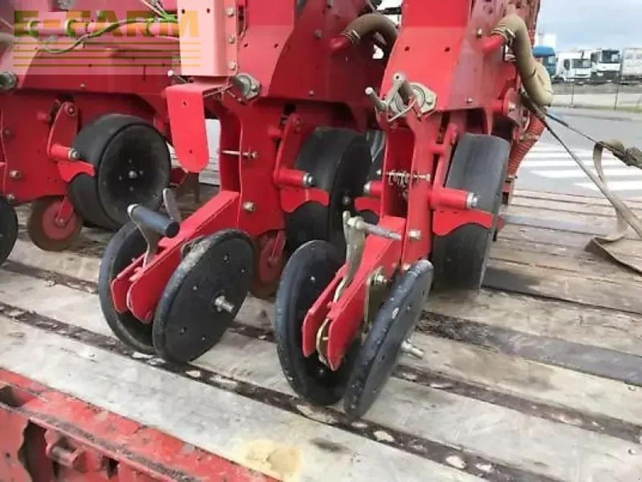 Kverneland optima hd e-drive - Täppiskülvimasin: pilt 2 Kverneland optima hd e-drive - Täppiskülvimasin: pilt 2