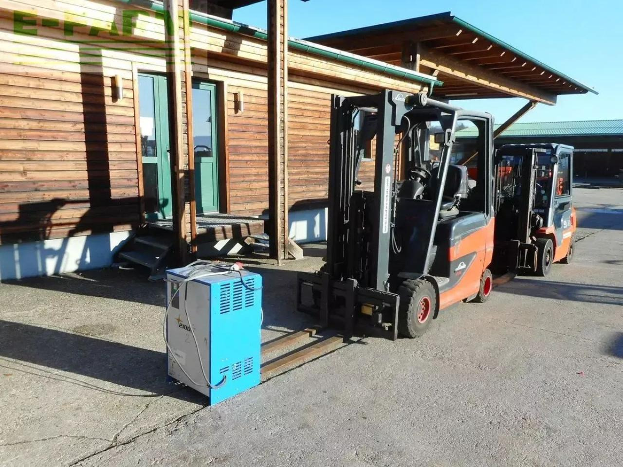 Linde e25h-01/600 freihub + ss + 4.kreis - Kahveltõstuk: pilt 1 Linde e25h-01/600 freihub + ss + 4.kreis - Kahveltõstuk: pilt 1