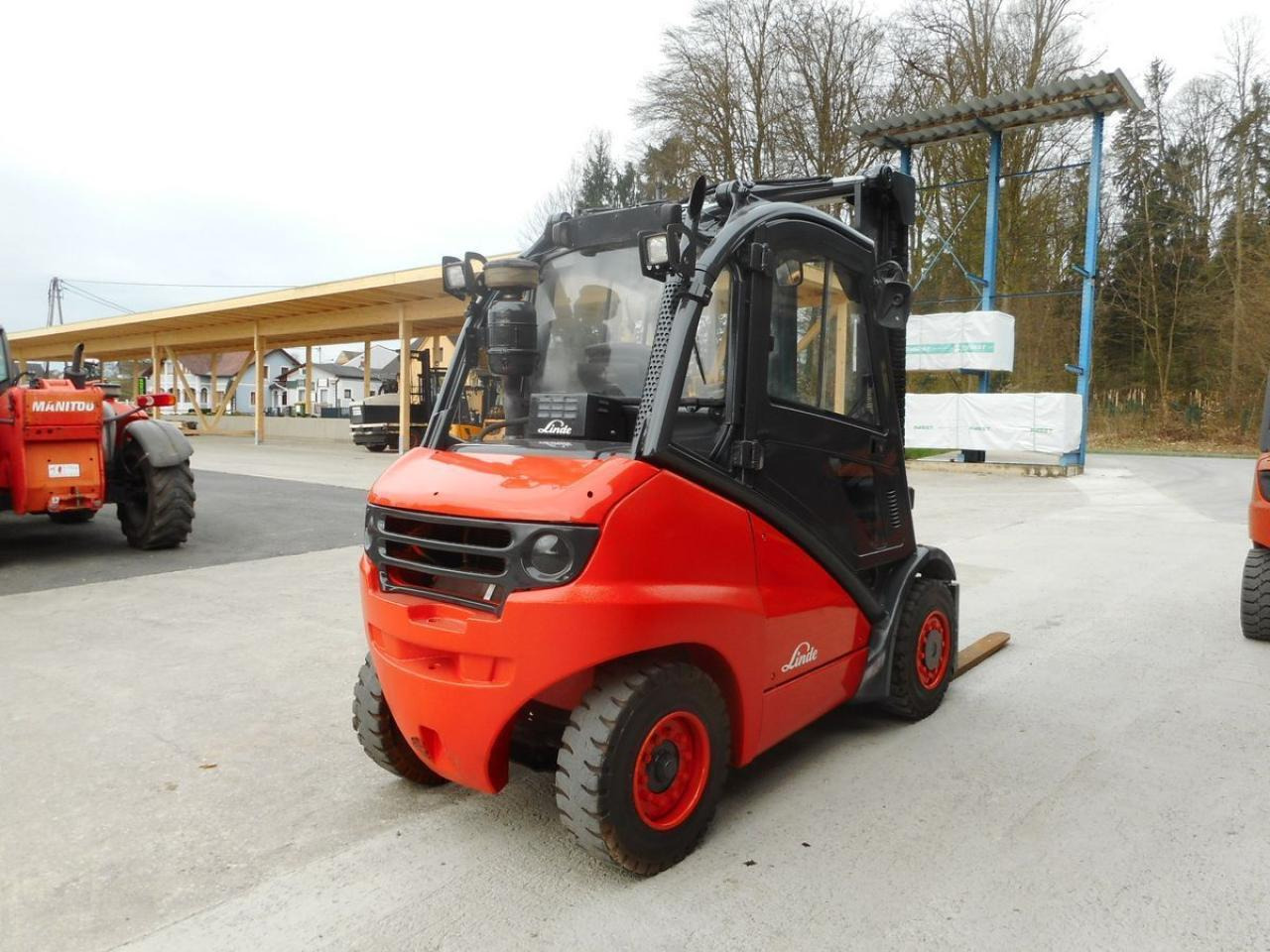 Linde h40d mit vollkabine + rußfilter + seitenschieber - Kahveltõstuk: pilt 4 Linde h40d mit vollkabine + rußfilter + seitenschieber - Kahveltõstuk: pilt 4