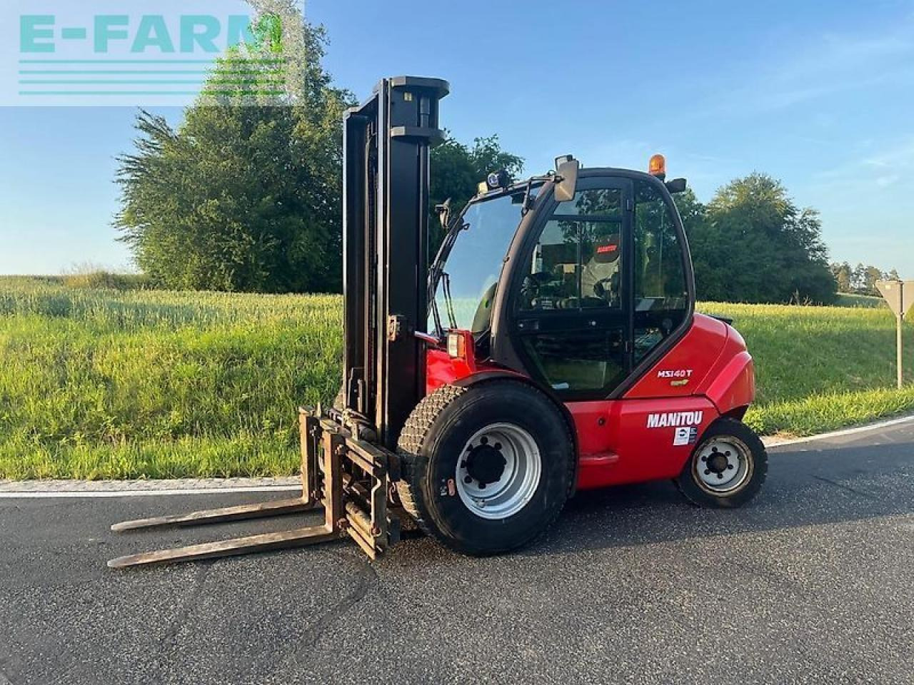 Manitou msi 40 t geländestapler mit kaup zinkenverstellgerät 4,8 t - Kahveltõstuk: pilt 1 Manitou msi 40 t geländestapler mit kaup zinkenverstellgerät 4,8 t - Kahveltõstuk: pilt 1