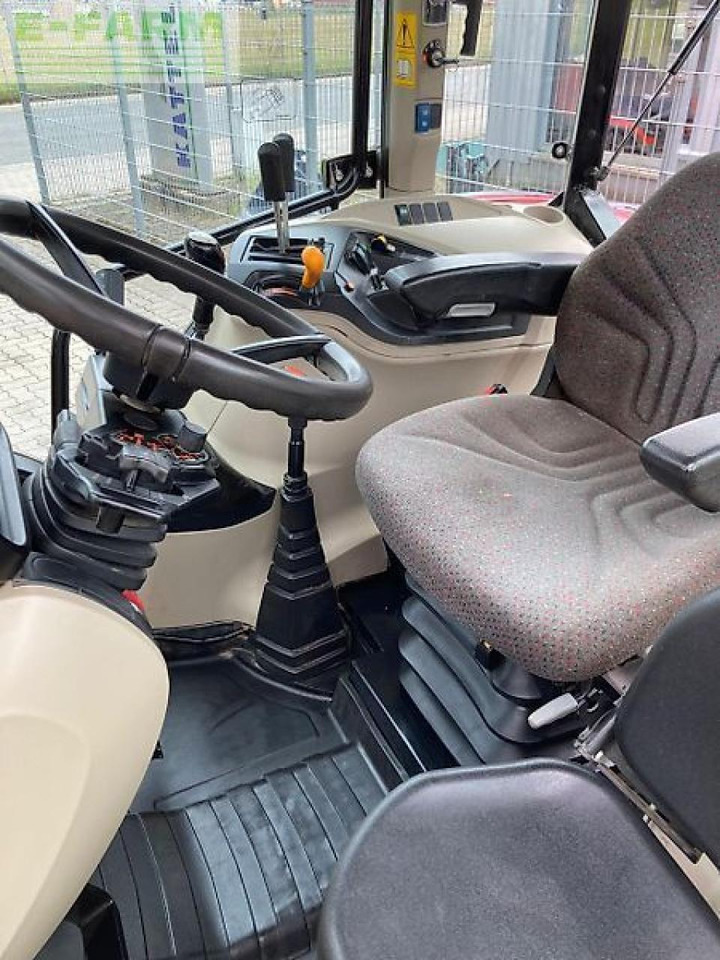Traktor Massey Ferguson 4708m: pilt 6