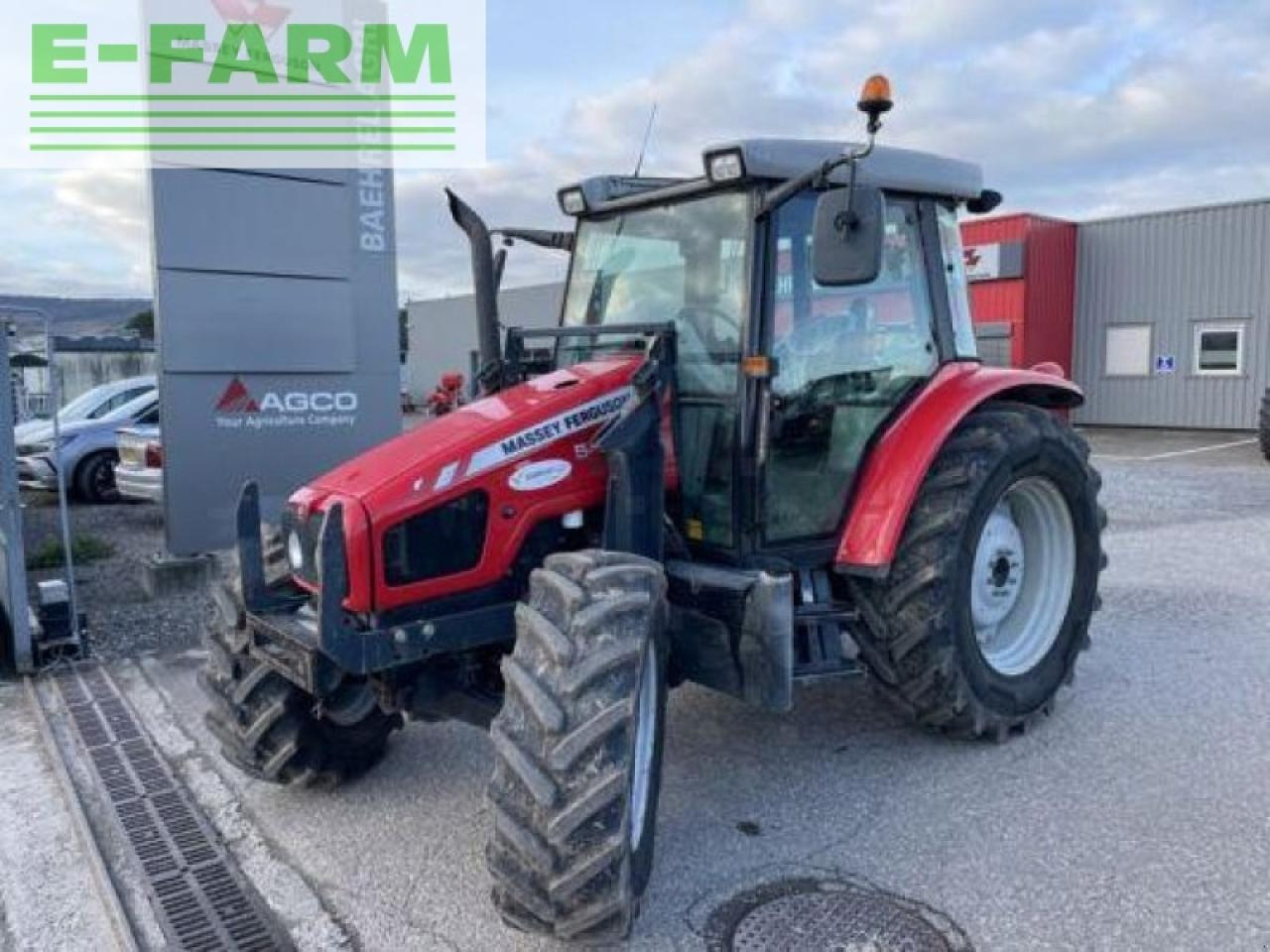Massey Ferguson 5455 - Traktor: pilt 1 Massey Ferguson 5455 - Traktor: pilt 1