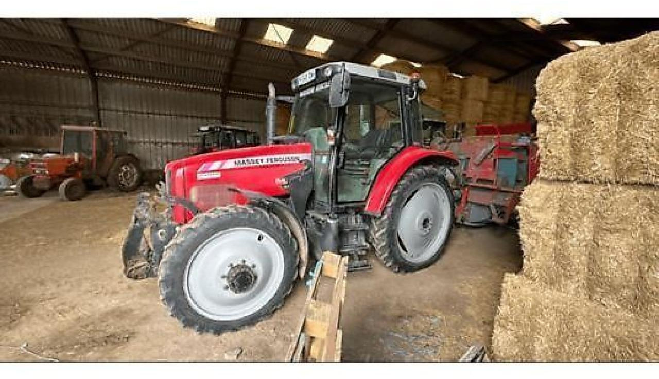 Massey Ferguson 5460 - Traktor: pilt 4 Massey Ferguson 5460 - Traktor: pilt 4