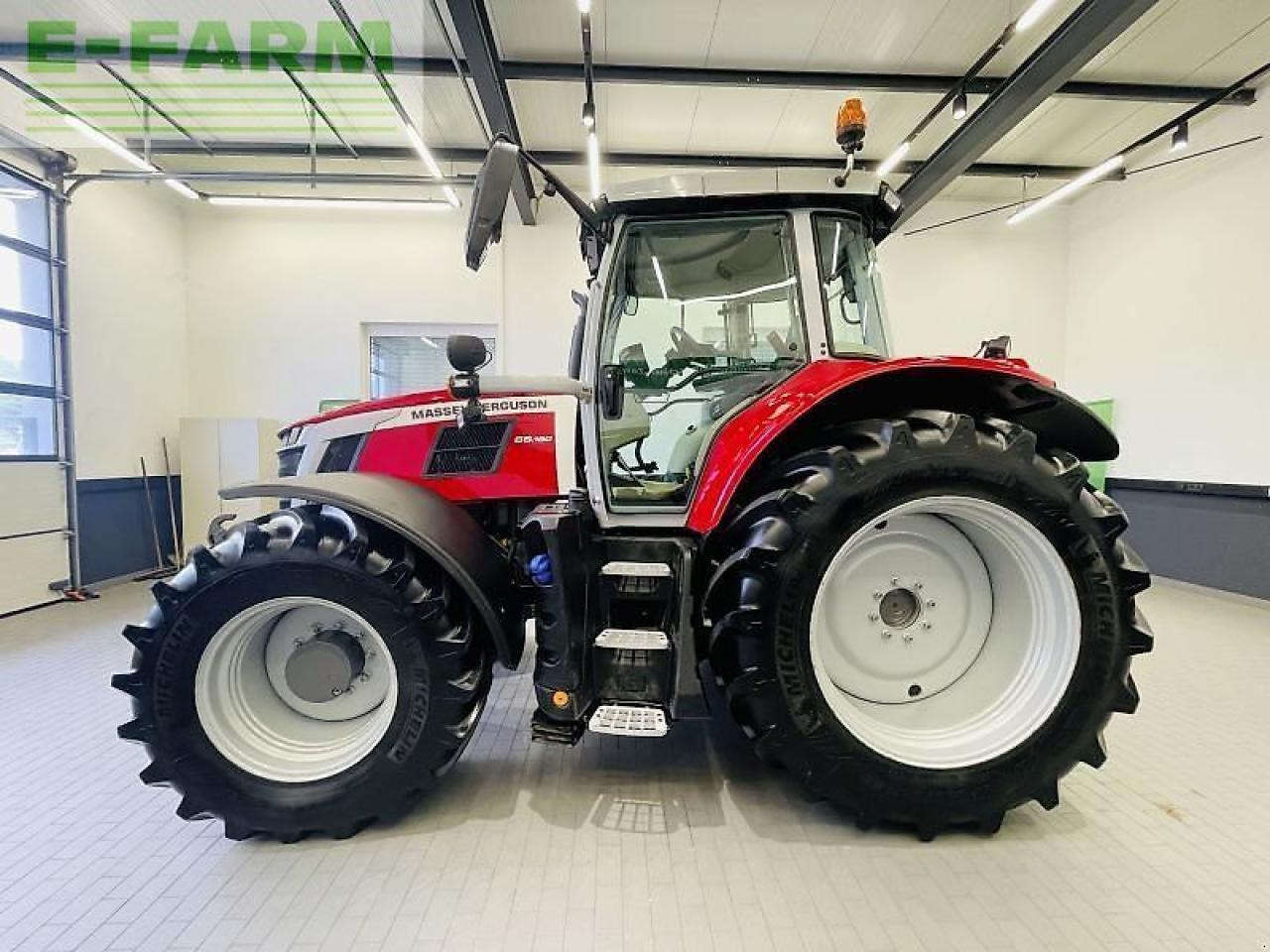 Traktor Massey Ferguson 6s.180 dyna-vt exclusive Exclusive: pilt 8