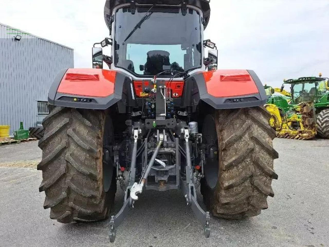 Massey Ferguson 8s.205 - Traktor: pilt 5 Massey Ferguson 8s.205 - Traktor: pilt 5