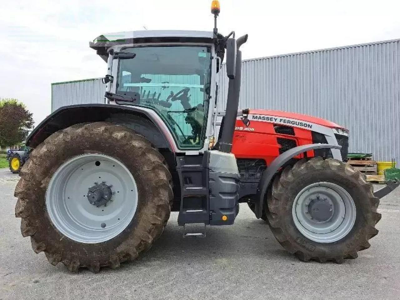 Massey Ferguson 8s.205 - Traktor: pilt 3 Massey Ferguson 8s.205 - Traktor: pilt 3