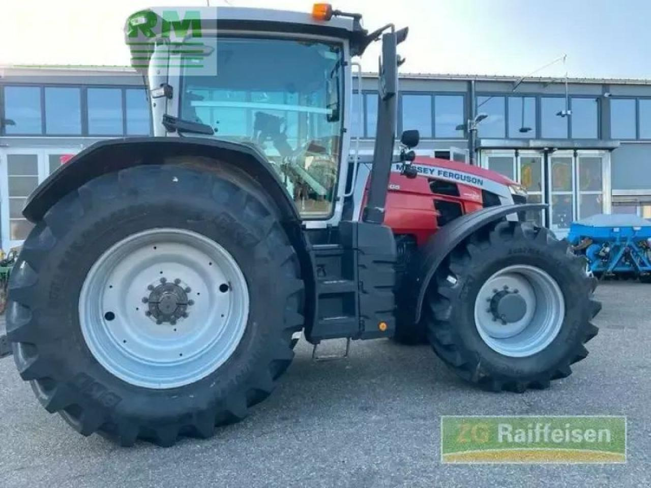 Massey Ferguson 8s305 exclusiv Exclusive - Traktor: pilt 2 Massey Ferguson 8s305 exclusiv Exclusive - Traktor: pilt 2