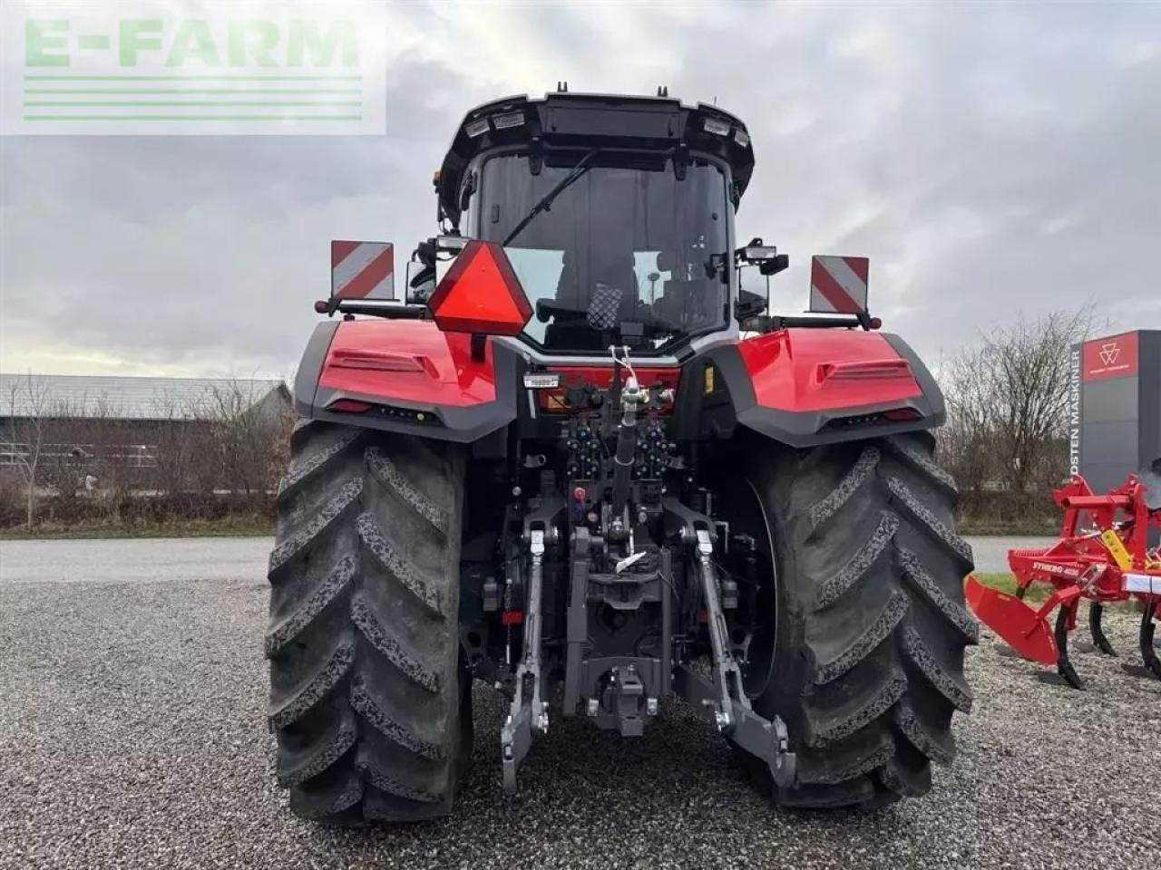 Massey Ferguson 9s.425 dyna vt exclusive finansiering fra 0,98% - Traktor: pilt 4 Massey Ferguson 9s.425 dyna vt exclusive finansiering fra 0,98% - Traktor: pilt 4