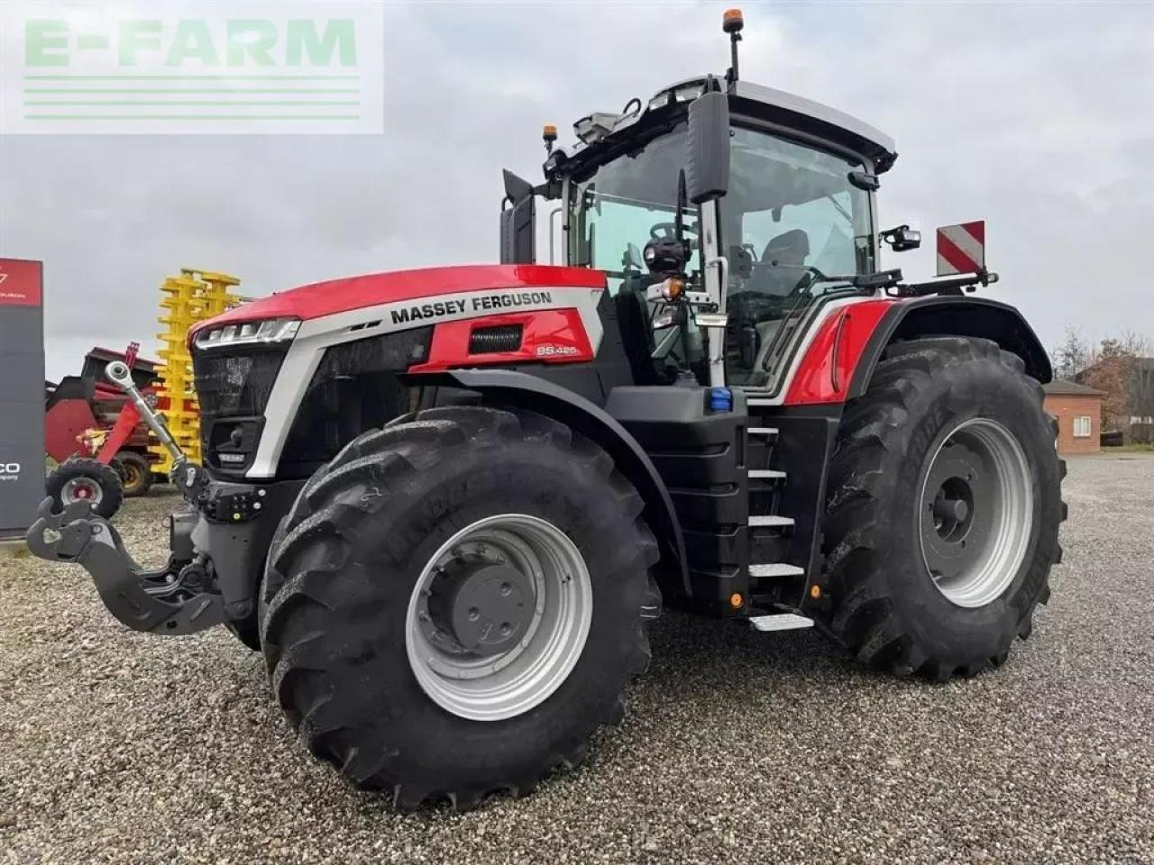 Massey Ferguson 9s.425 dyna vt exclusive finansiering fra 0,98% - Traktor: pilt 1 Massey Ferguson 9s.425 dyna vt exclusive finansiering fra 0,98% - Traktor: pilt 1