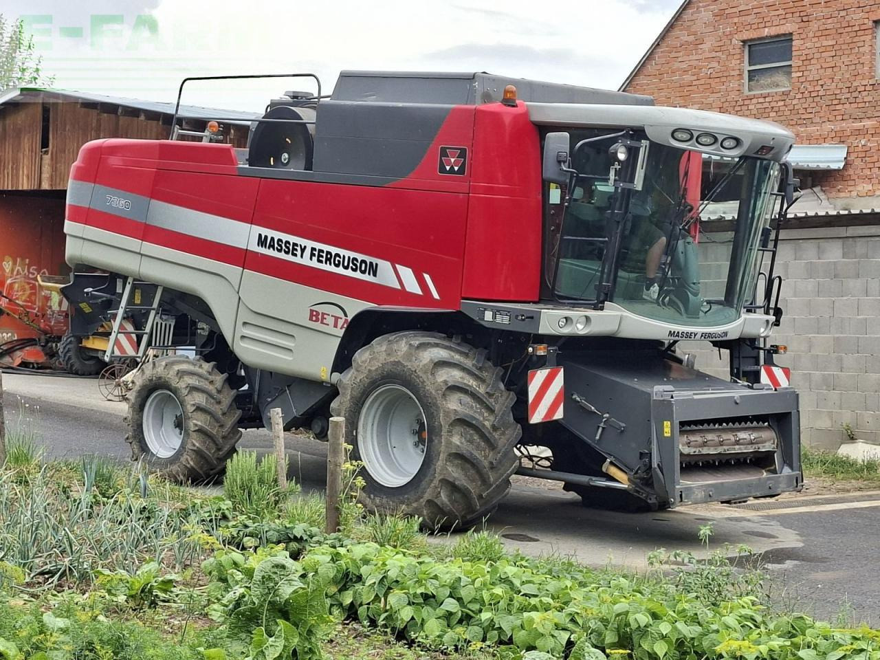 Massey Ferguson mähdrescher massey ferguson 7360 beta - Kombain: pilt 1 Massey Ferguson mähdrescher massey ferguson 7360 beta - Kombain: pilt 1