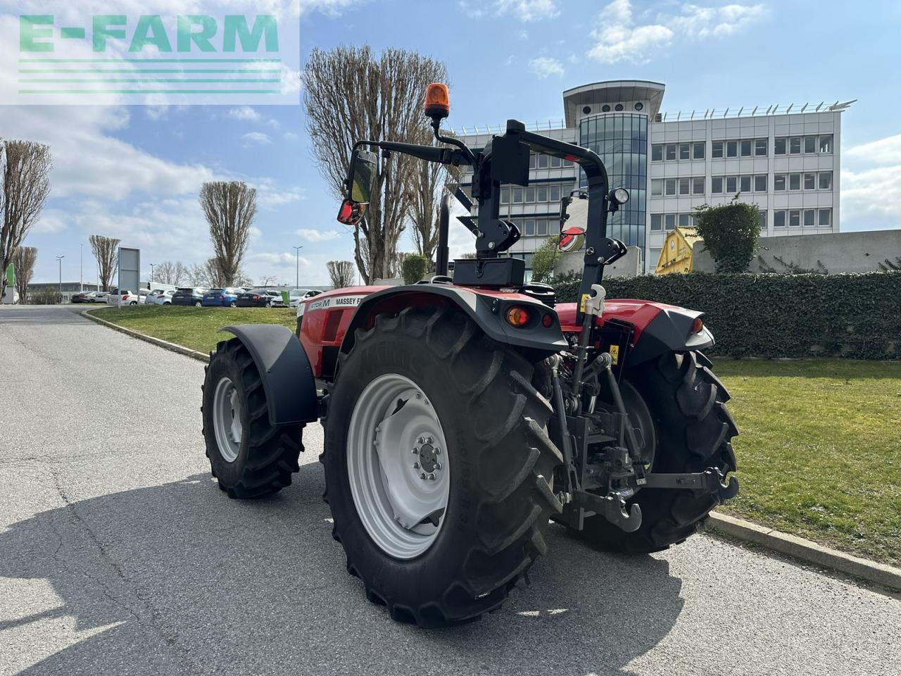 Massey Ferguson mf 4708 m plattform - Traktor: pilt 4 Massey Ferguson mf 4708 m plattform - Traktor: pilt 4