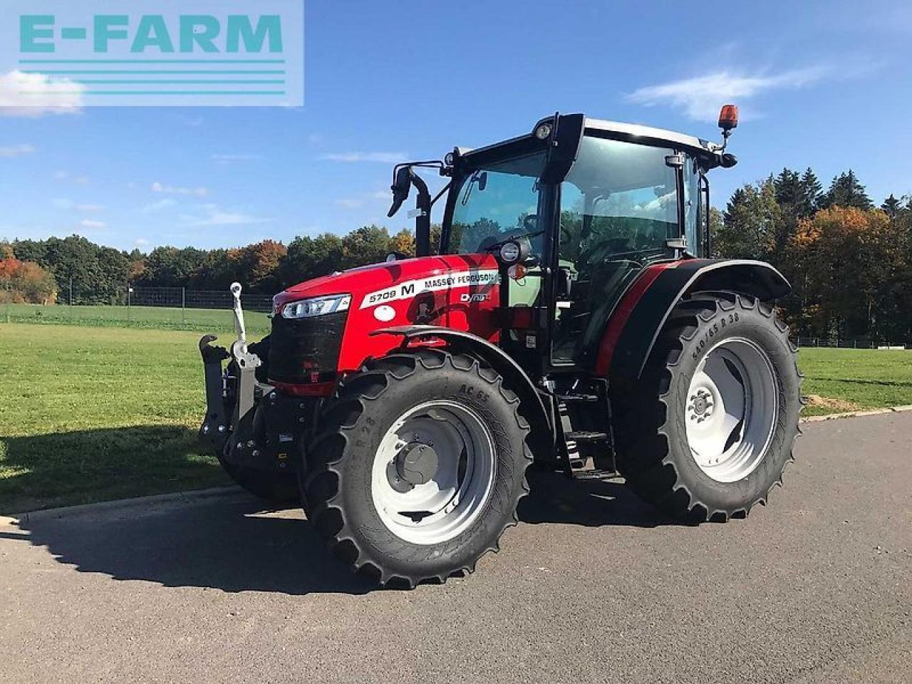 Massey Ferguson mf 5709 m dyna-4 - Traktor: pilt 2 Massey Ferguson mf 5709 m dyna-4 - Traktor: pilt 2