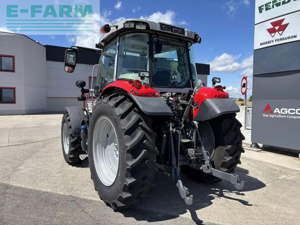 Massey Ferguson mf 5s.115 dyna-6 efficient Efficient - Traktor: pilt 5 Massey Ferguson mf 5s.115 dyna-6 efficient Efficient - Traktor: pilt 5