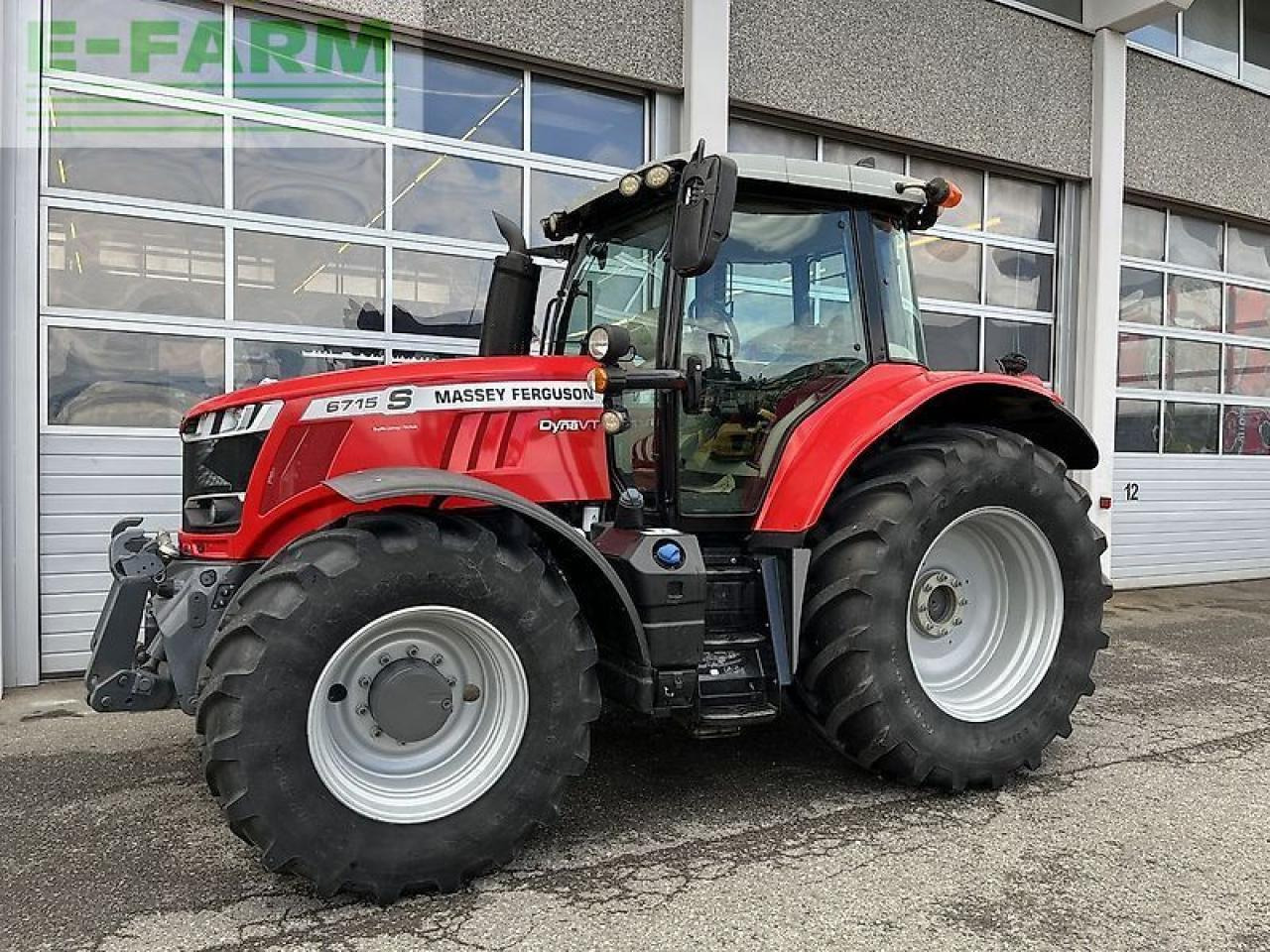 Massey Ferguson mf 6715 s dyna-vt exclusive Exclusive - Traktor: pilt 2 Massey Ferguson mf 6715 s dyna-vt exclusive Exclusive - Traktor: pilt 2