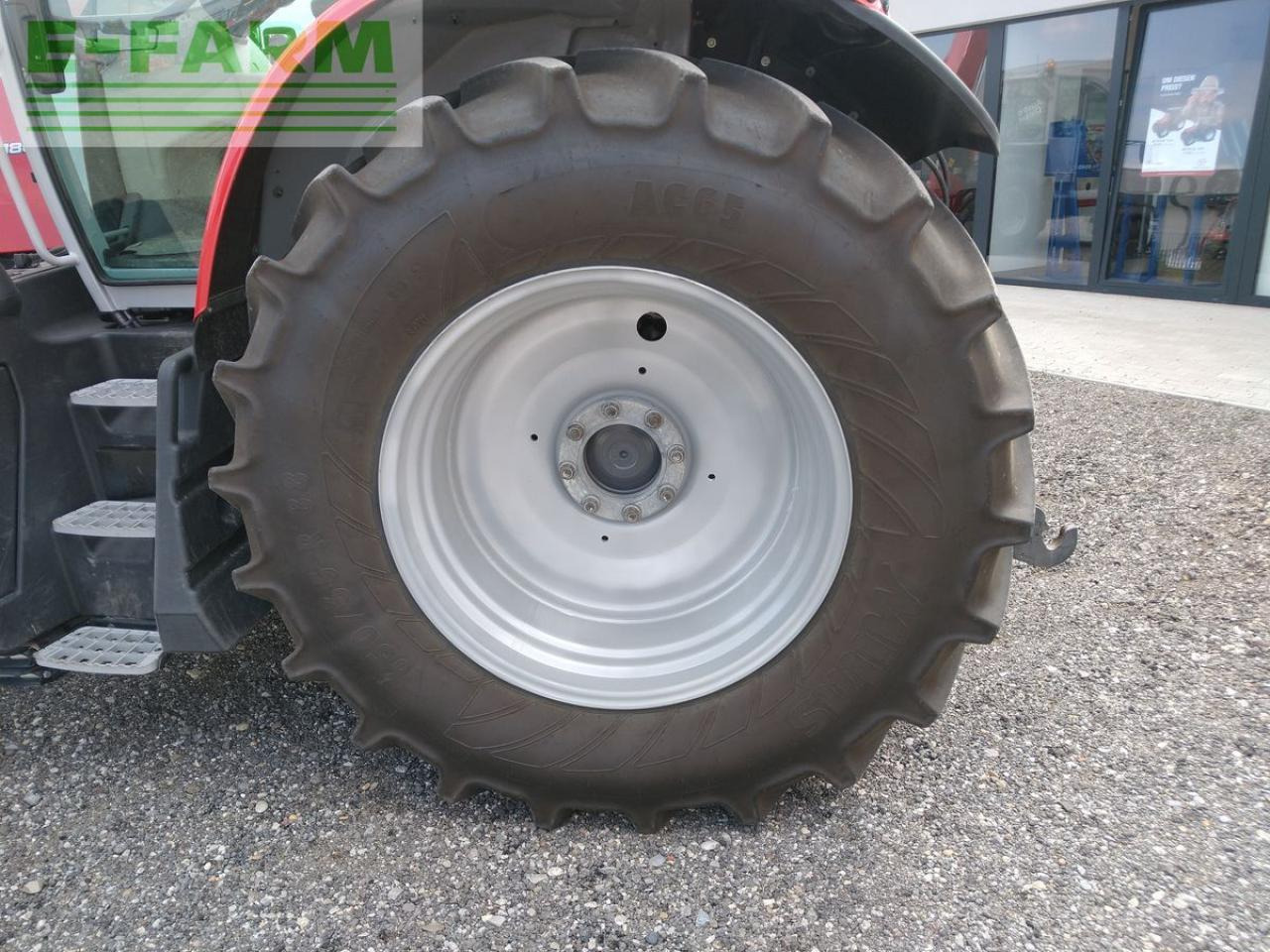Massey Ferguson mf 6s.180 dyna-vt exclusive Exclusive - Traktor: pilt 5 Massey Ferguson mf 6s.180 dyna-vt exclusive Exclusive - Traktor: pilt 5