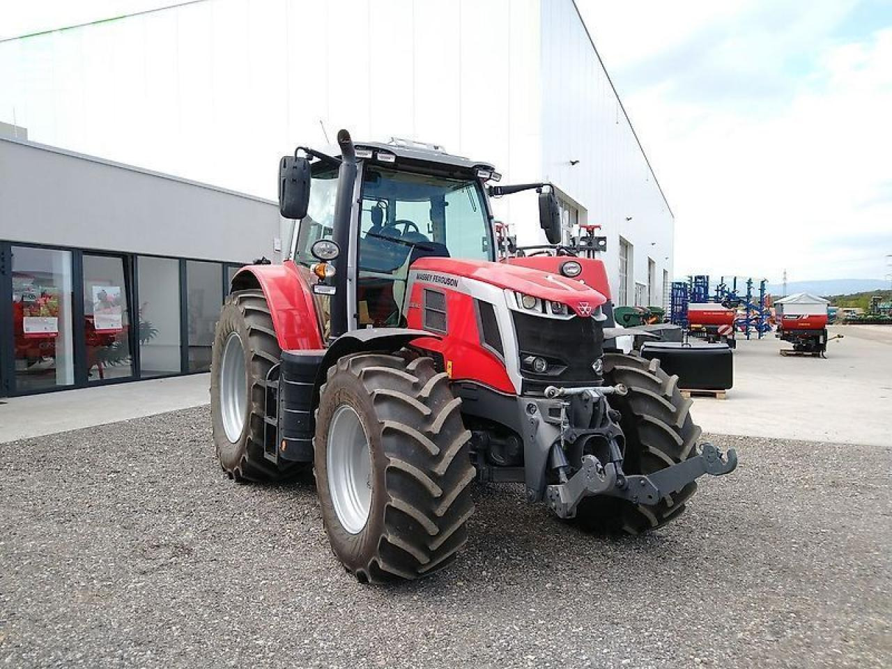 Massey Ferguson mf 6s.180 dyna-vt exclusive Exclusive - Traktor: pilt 2 Massey Ferguson mf 6s.180 dyna-vt exclusive Exclusive - Traktor: pilt 2