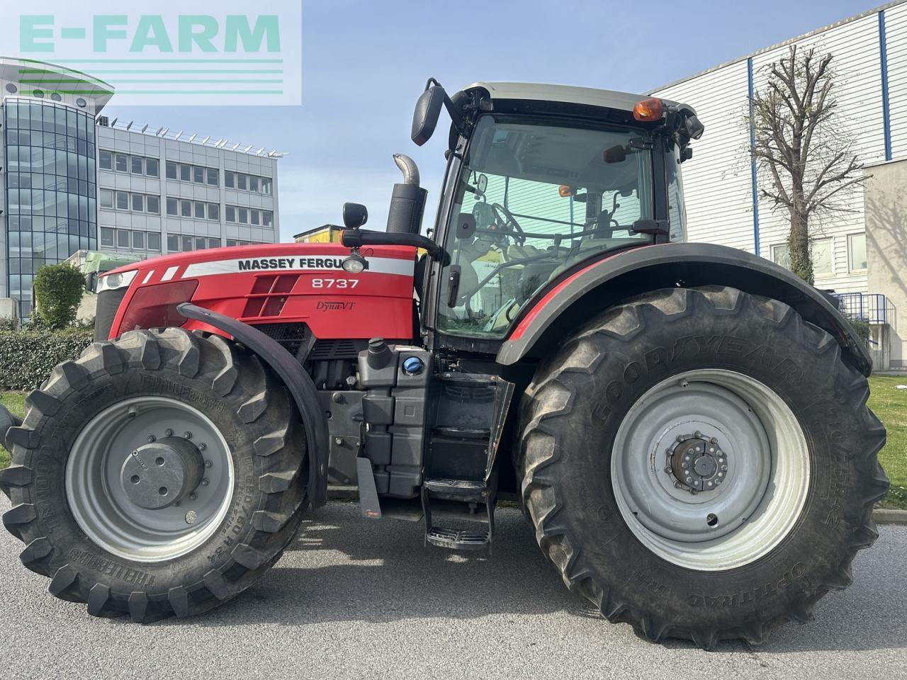Massey Ferguson mf 8737 - Traktor: pilt 5 Massey Ferguson mf 8737 - Traktor: pilt 5