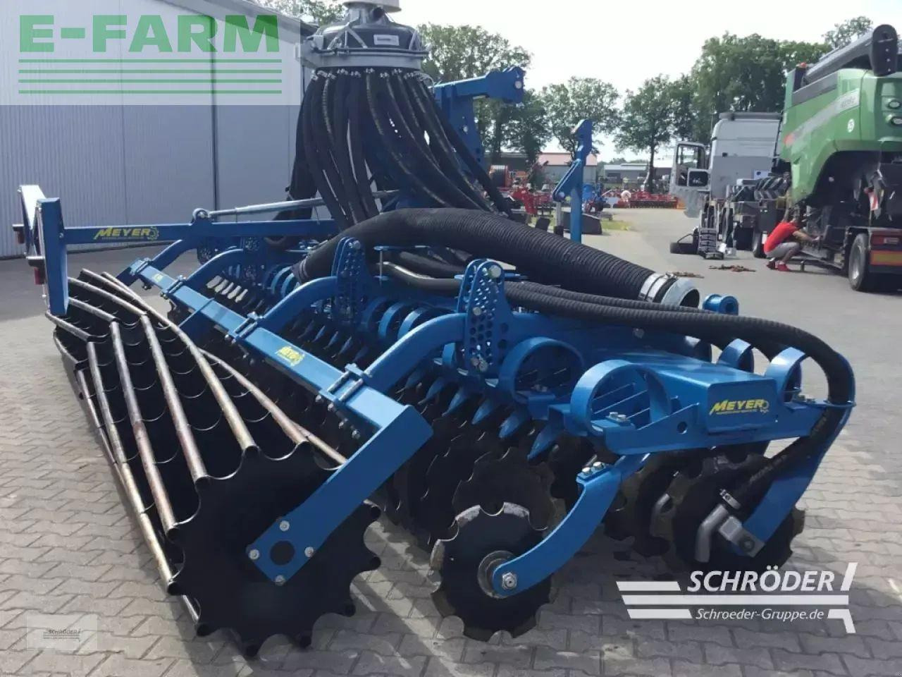 Meyer-Lohne mixi 6000 gefedert - Iseliikuv pihusti: pilt 3 Meyer-Lohne mixi 6000 gefedert - Iseliikuv pihusti: pilt 3