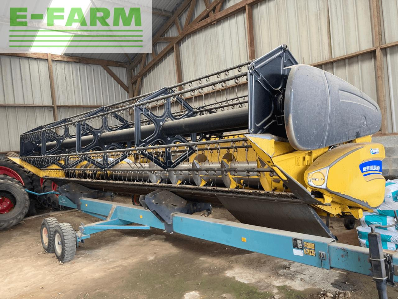 New Holland 7m30 - Kombaini päis: pilt 4 New Holland 7m30 - Kombaini päis: pilt 4