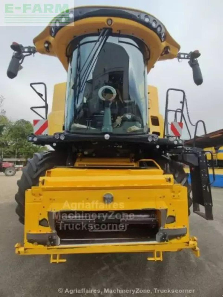 New Holland cr 9.80 - Kombain: pilt 3 New Holland cr 9.80 - Kombain: pilt 3