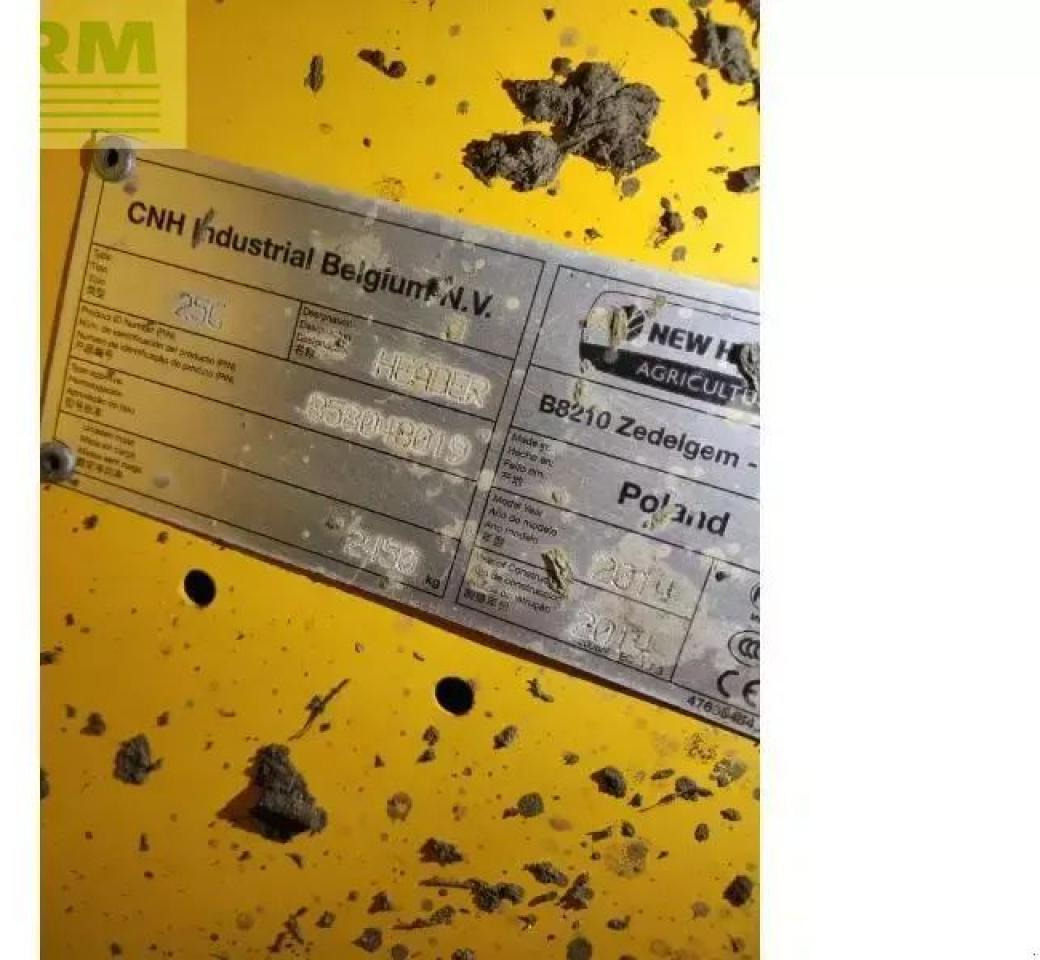 New Holland cr9070 - Kombain: pilt 2 New Holland cr9070 - Kombain: pilt 2
